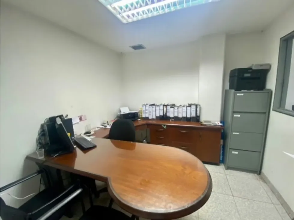 Se vende edificio industrial 1400m2 Catia 0490 - 5