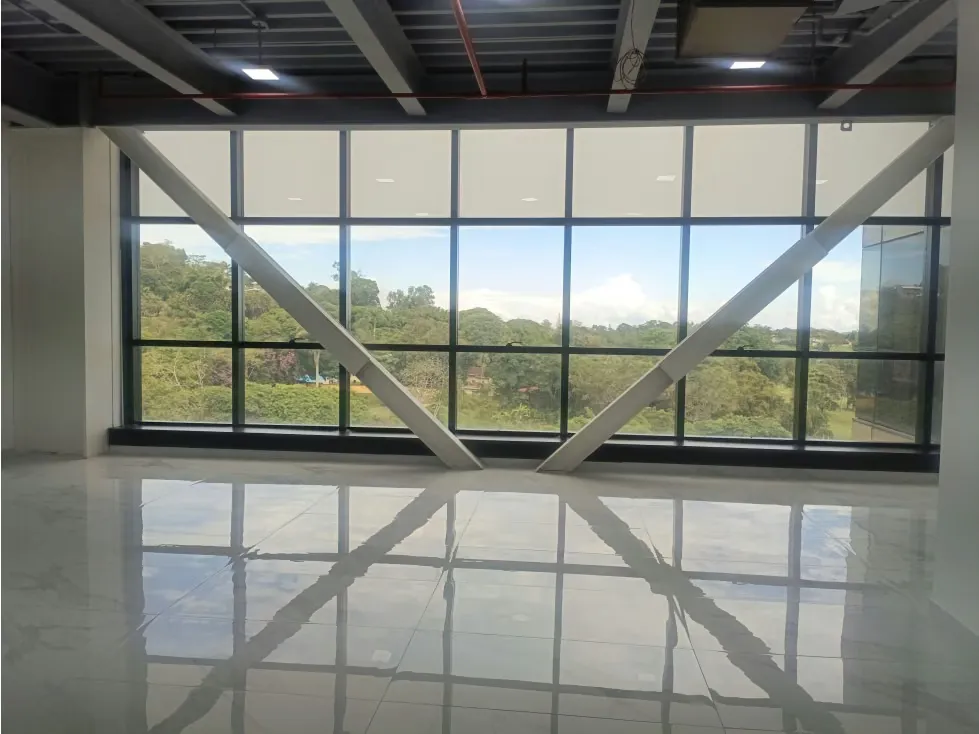 Paseo El Hatillo, Alquilo oficina 70m2 con vista