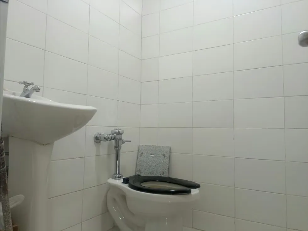 Paseo El Hatillo, Alquilo oficina 70m2 con vista - 6
