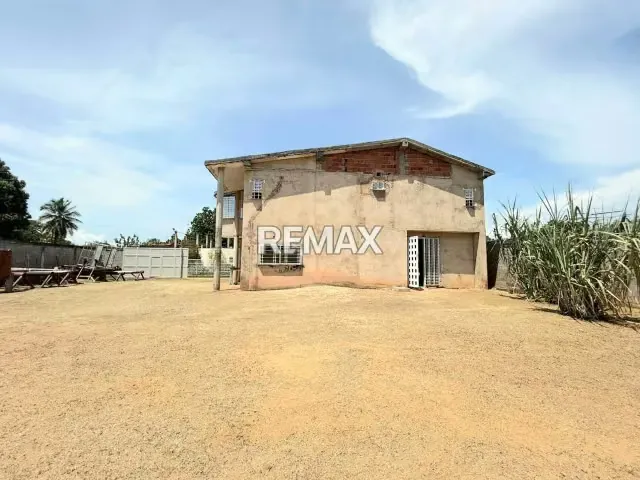 CASA EN VENTA EN CIUDAD OJEDA, EN OBRA GRIS AVANZADA, El Lienzo en Blanco para Revestir a tu gusto. - 4
