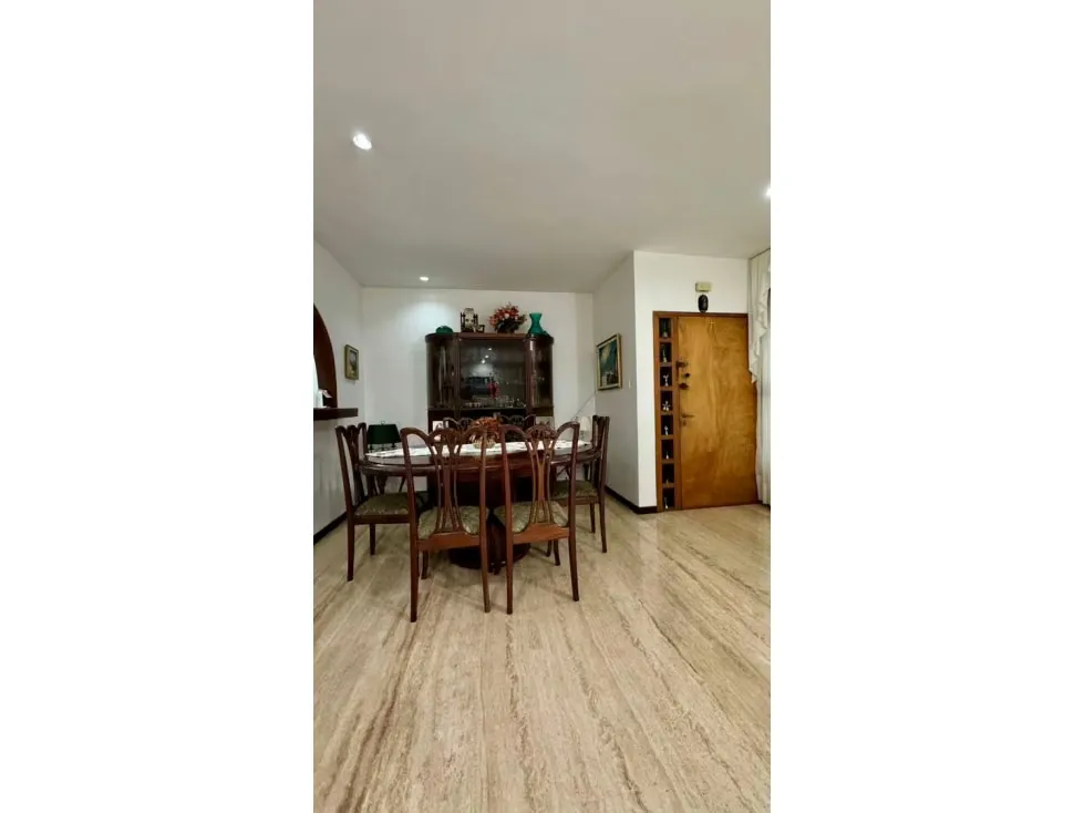 Se vende Town House 240m2 La Trinidad 3904 - 2