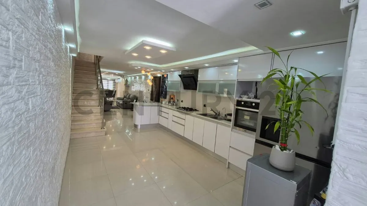 Villa en Puerto Morro con salida a la Playa - Amoblada y Equipada - 6