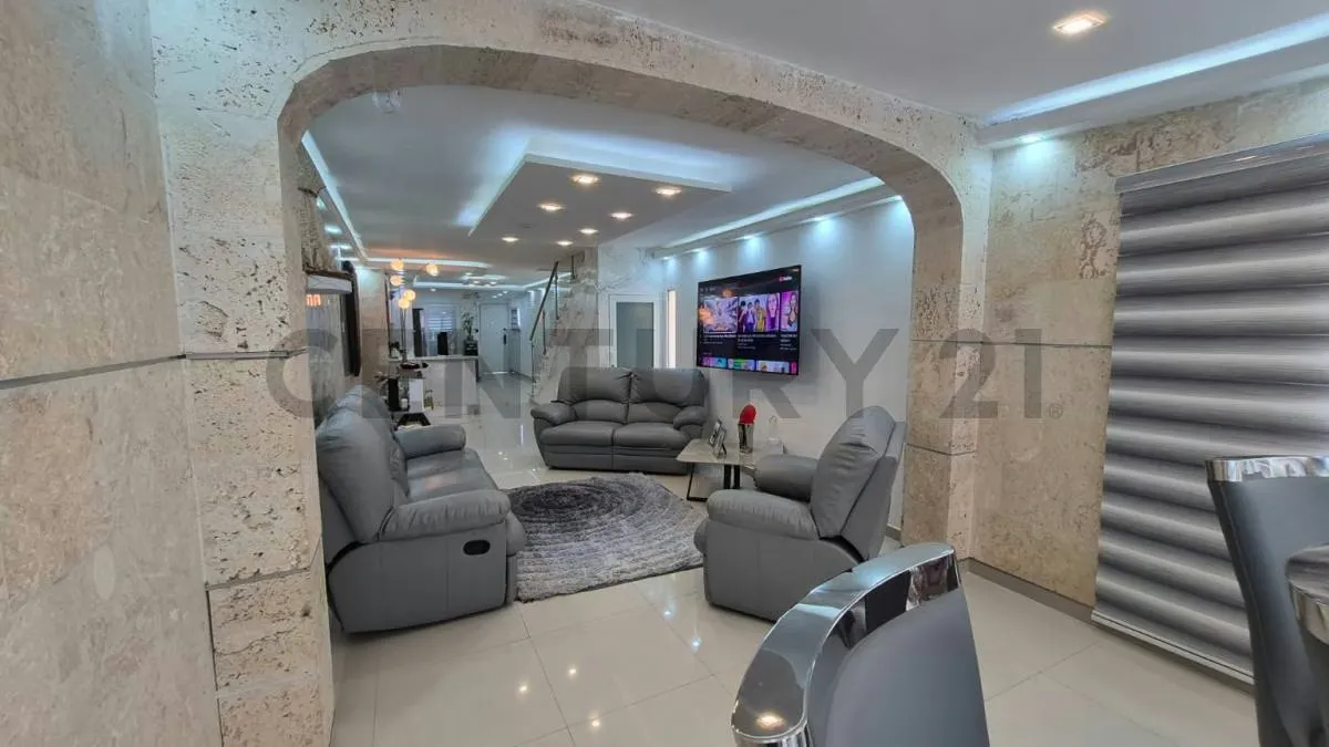Villa en Puerto Morro con salida a la Playa - Amoblada y Equipada - 8