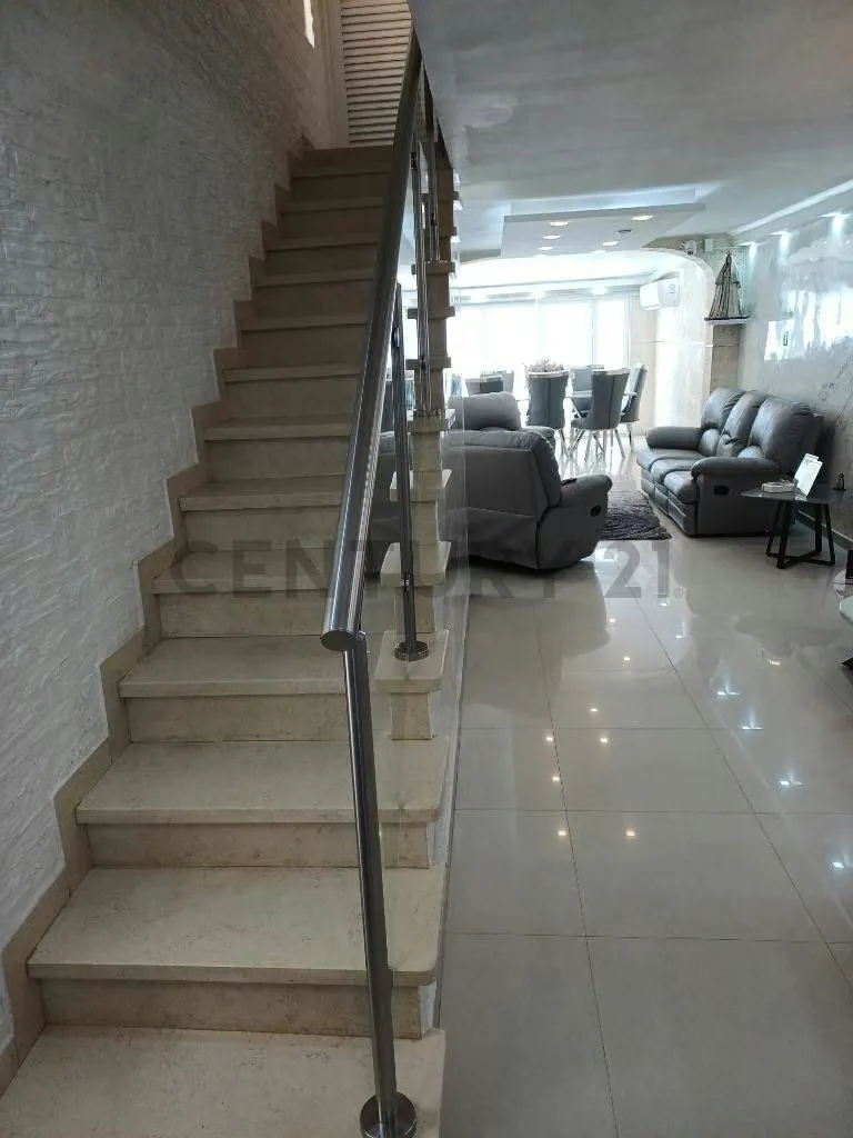 Villa en Puerto Morro con salida a la Playa - Amoblada y Equipada - 9