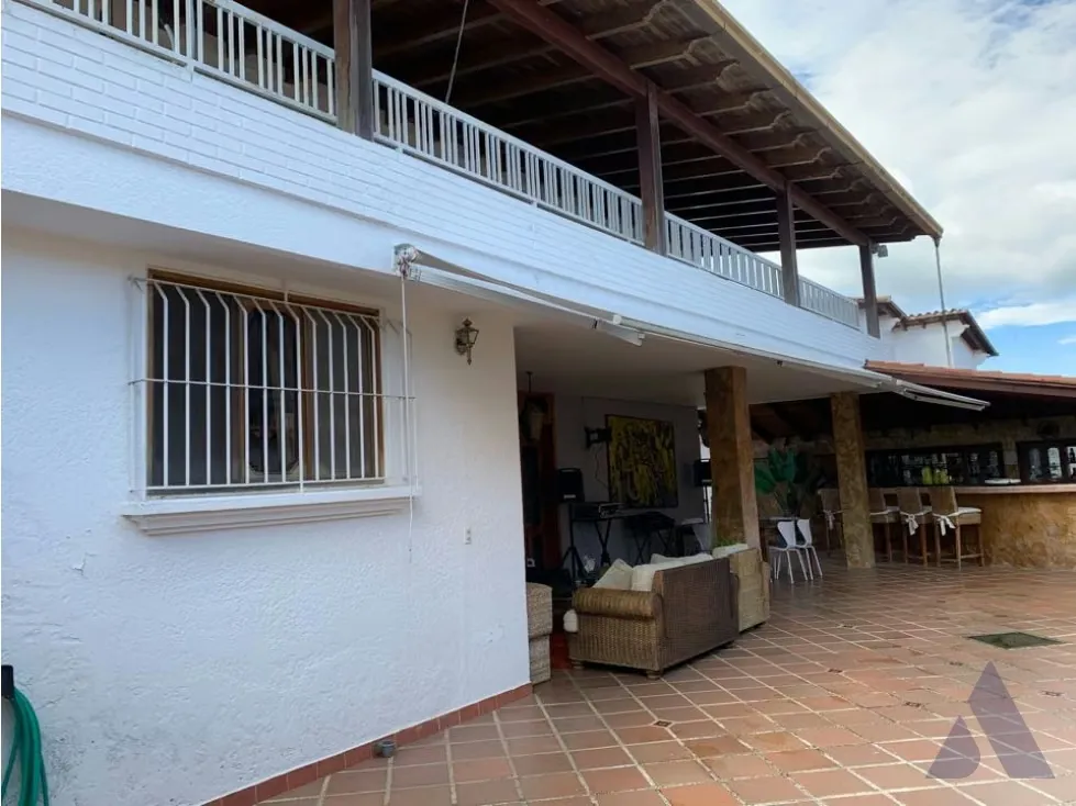 Vende/alquila Casa 500m2 Lomas de la Lagunita 3038 - 17