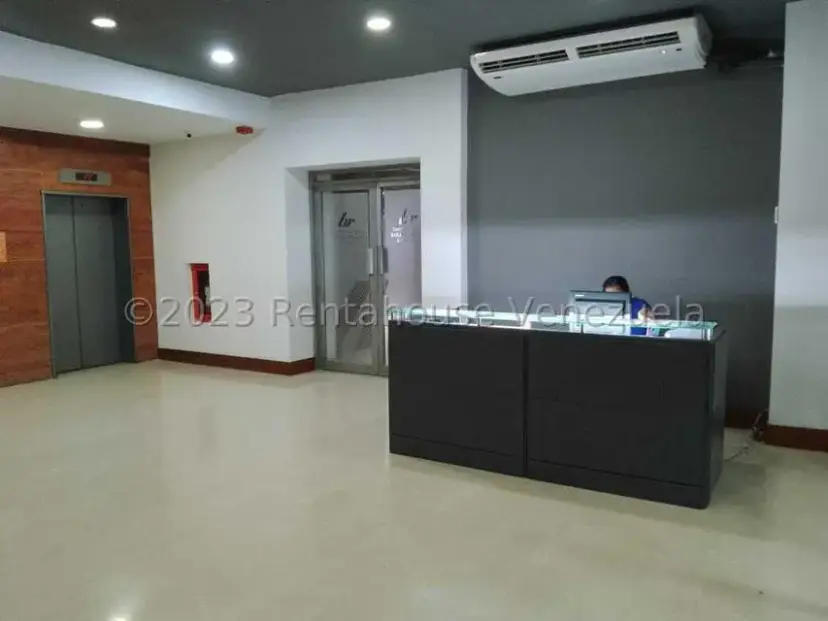 Comercial (Oficina) en Alquiler en 5 de Julio, Zulia