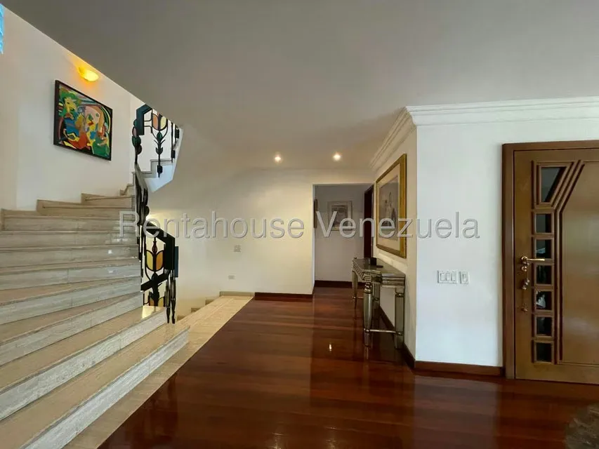 Apartamento (Multiples Niveles) en Alquiler en Colinas de Valle Arriba, Distrito Metropolitano - 38