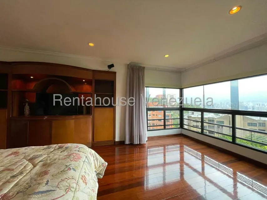 Apartamento (Multiples Niveles) en Alquiler en Colinas de Valle Arriba, Distrito Metropolitano - 52