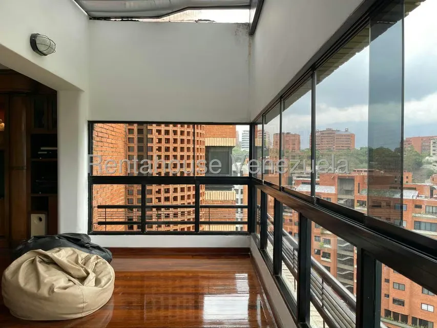 Apartamento (Multiples Niveles) en Alquiler en Colinas de Valle Arriba, Distrito Metropolitano - 77