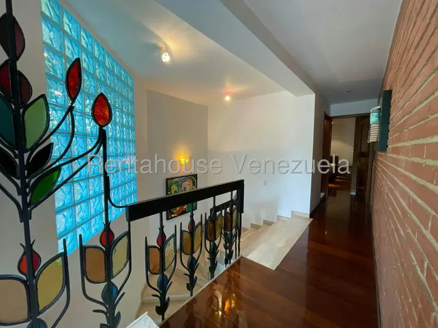 Apartamento (Multiples Niveles) en Alquiler en Colinas de Valle Arriba, Distrito Metropolitano - 97