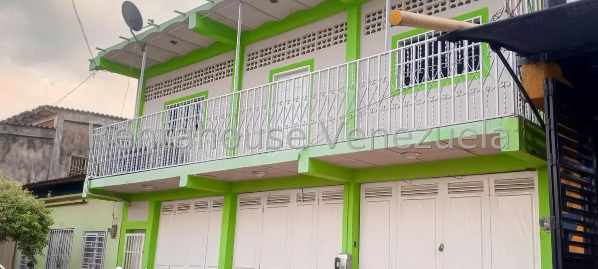 Casa (Multipes Niveles) en Venta en La Victoria, Tachira - 2