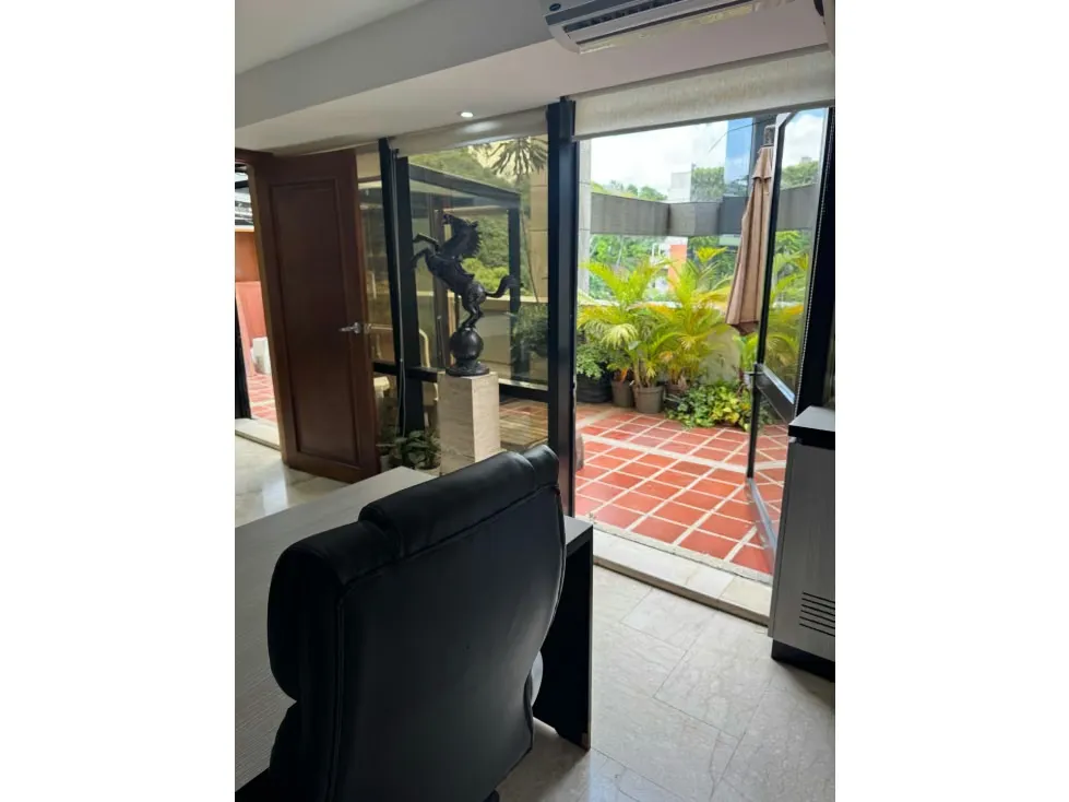 Oficina en las Meredes en venta - 2