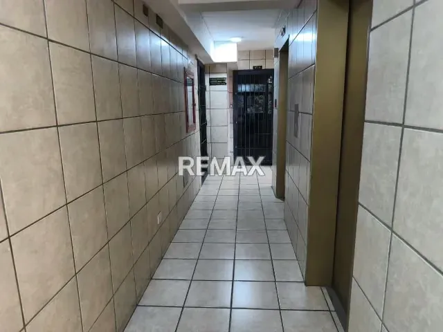 Alquiler de Oficina en Av Bolivar, Urb Majay, 30m² - 3