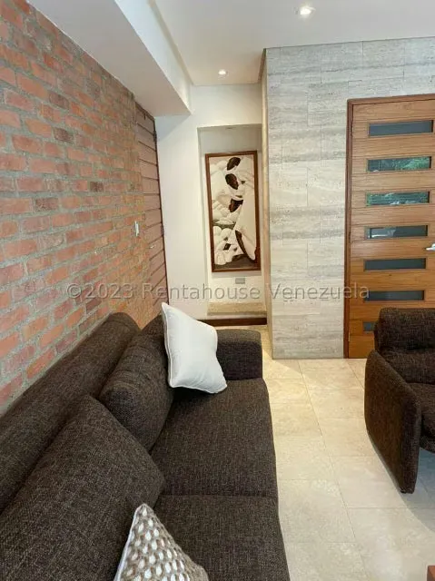 Apartamento (Duplex) en Alquiler en Los Naranjos de Las Mercedes, Distrito Metropolitano - 18