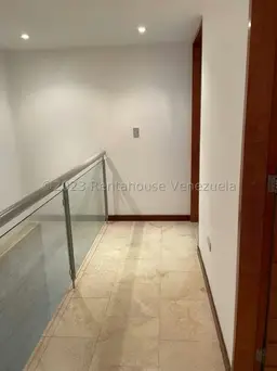 View 25