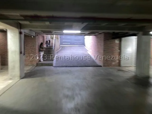 Apartamento (Duplex) en Alquiler en Los Naranjos de Las Mercedes, Distrito Metropolitano - 42
