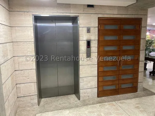 Apartamento (Duplex) en Alquiler en Los Naranjos de Las Mercedes, Distrito Metropolitano - 5