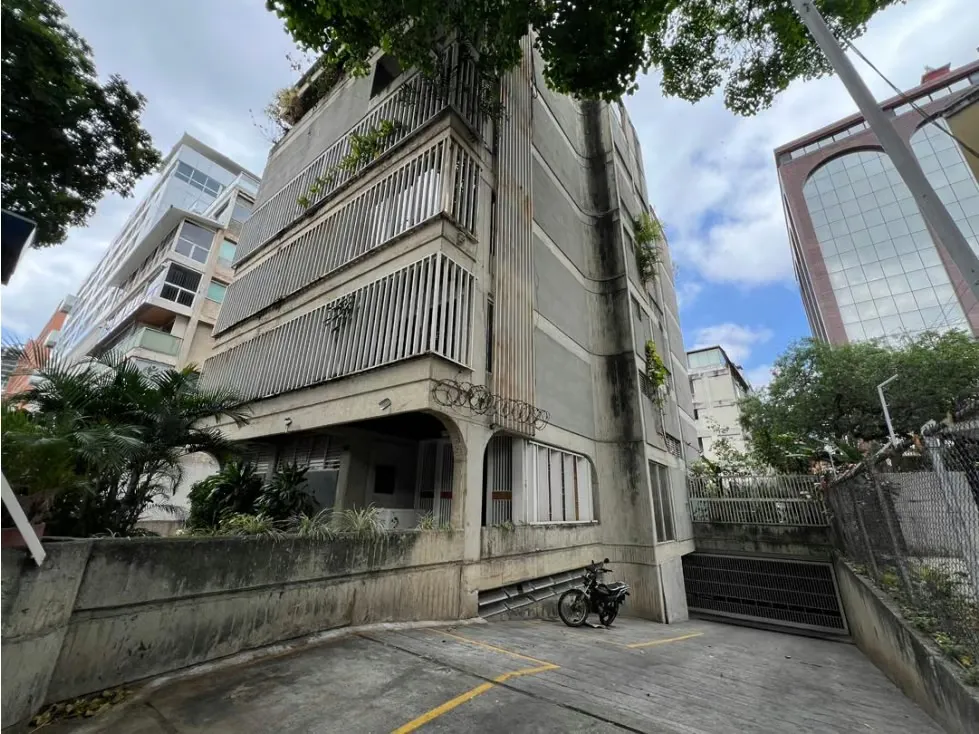 Se Vende Edificio 2000m² 16p Las Mercedes