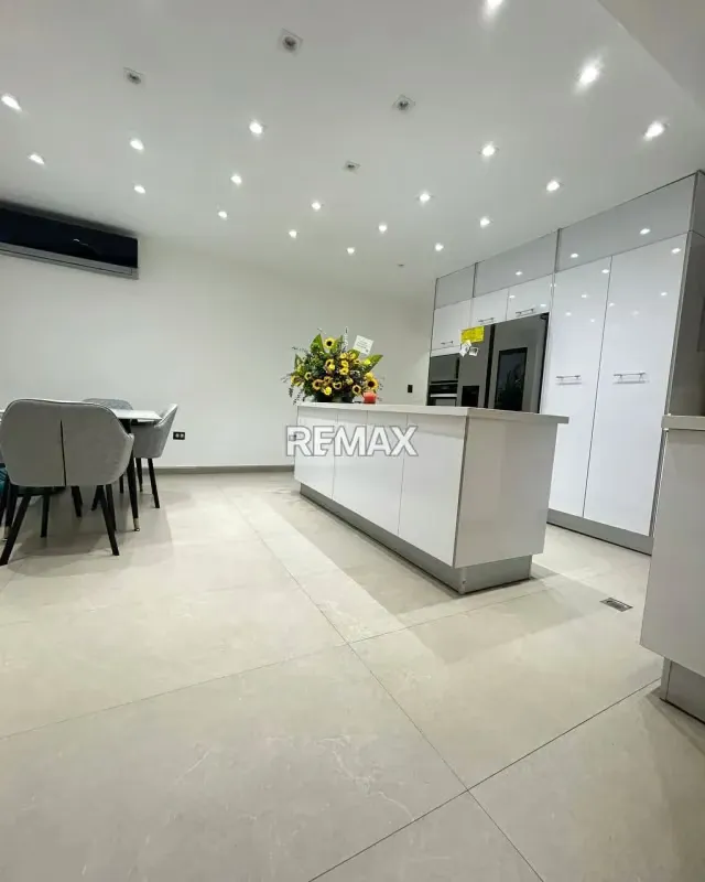 EN VENTA PH Dúplex EN LA URB, EL BOSQUE - 5