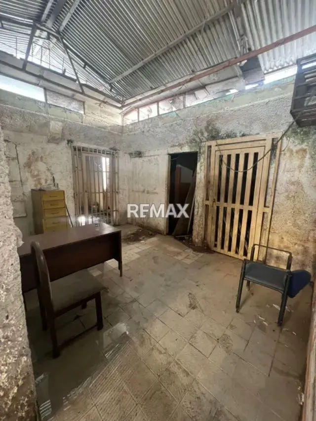 ¡TERRENO COMERCIAL EN VENTA - CENTRO DE MARACAY! - 3