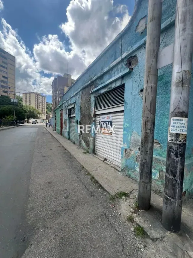 ¡TERRENO COMERCIAL EN VENTA - CENTRO DE MARACAY! - 4