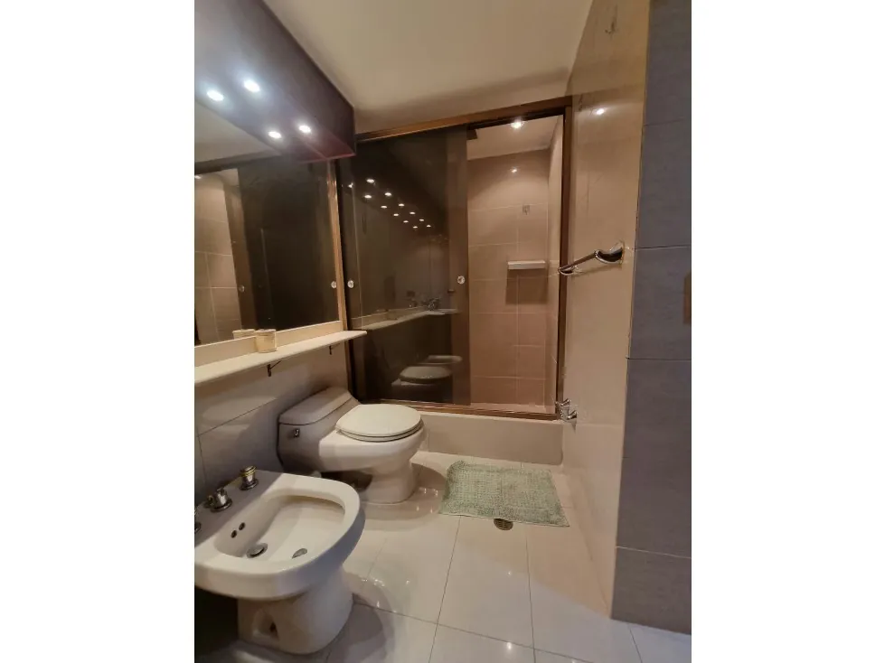 Alquilo apartamento c/vista al Ávila 140m2 Los Chorros 9246 - 17