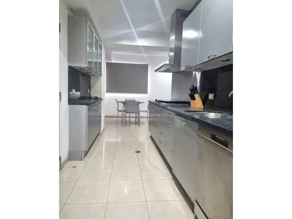 Alquilo apartamento c/vista al Ávila 140m2 Los Chorros 9246 - 9