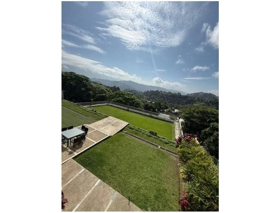 Vendo Casona LA LAGUNITA $850.000 calle cerrada. Actualizar - 19