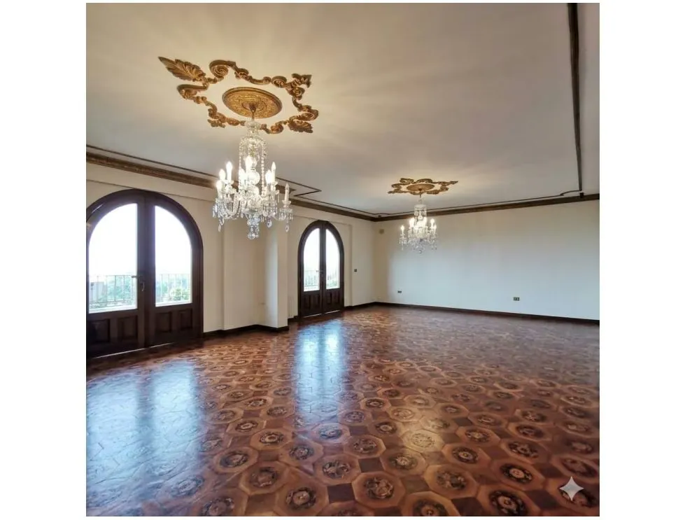 Vendo Casona LA LAGUNITA $850.000 calle cerrada. Actualizar - 3