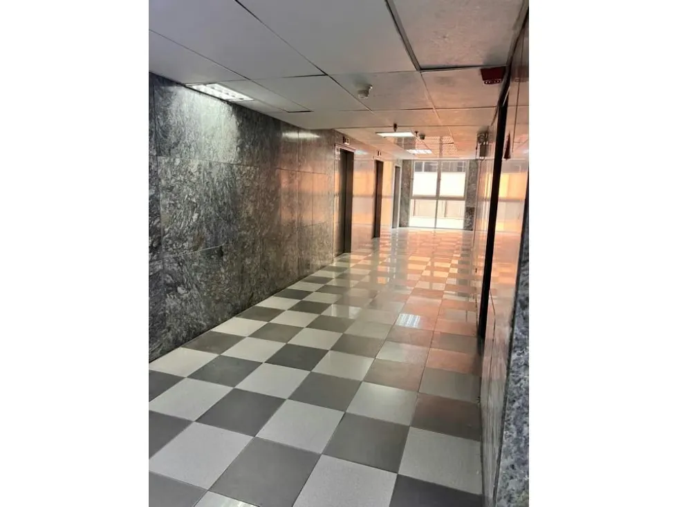 Alquiler/ Oficina / sin muebles/ Chuao/ Torre Corporativa 668mts - 11