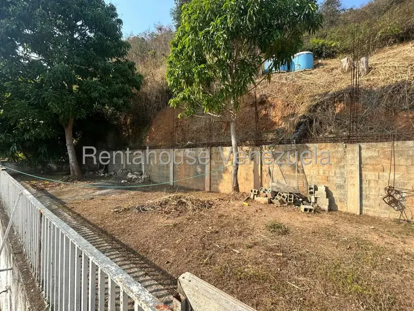 Casa (1 Nivel) en Venta en Prados del Este, Distrito Metropolitano - 20