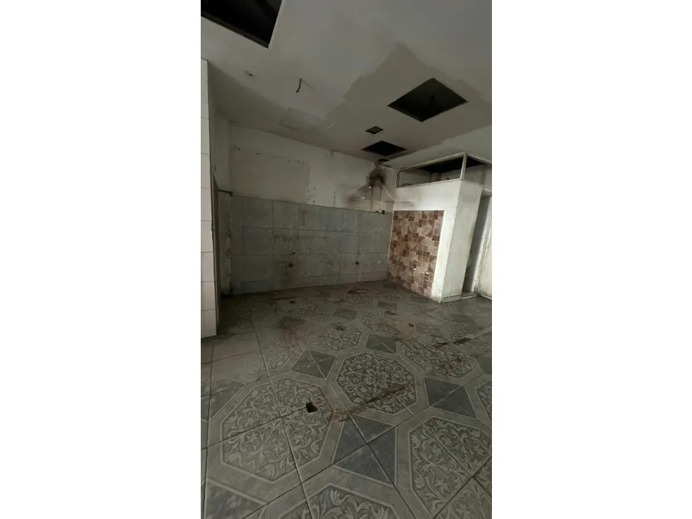 Local Comercial en Alquiler Catia - 8