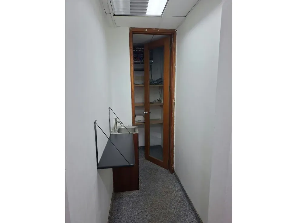 Vendo oficina 175.59 m2 La Castellana 0351 - 11
