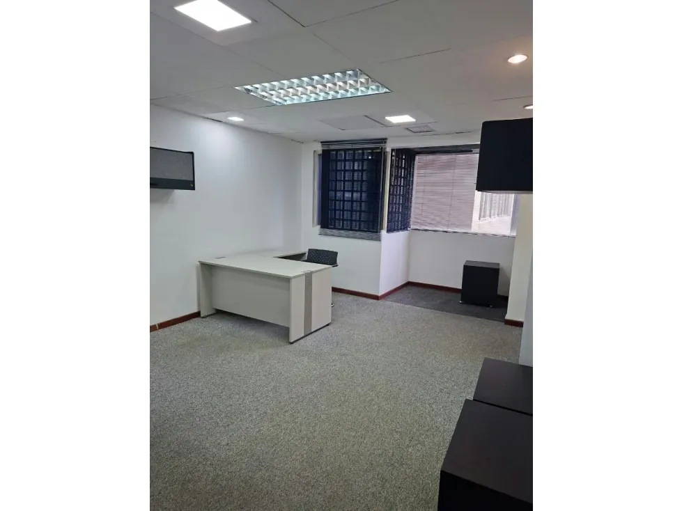 Vendo oficina 175.59 m2 La Castellana 0351 - 13