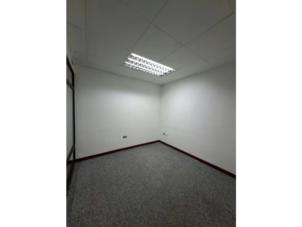 Vendo oficina 175.59 m2 La Castellana 0351 - 16