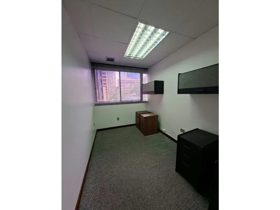Vendo oficina 175.59 m2 La Castellana 0351 - 19