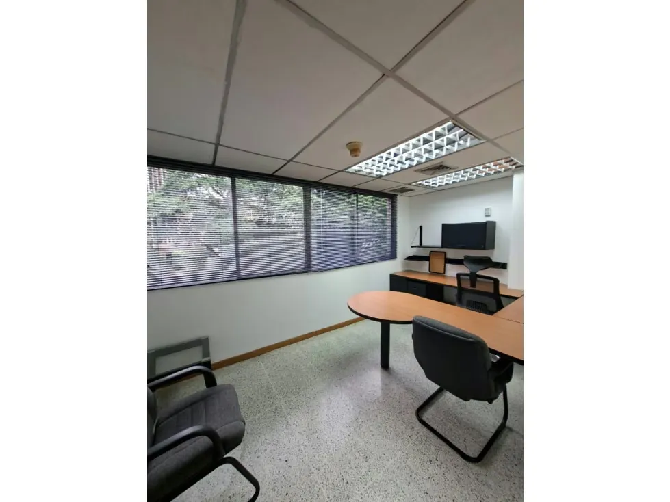 Vendo oficina 175.59 m2 La Castellana 0351 - 25