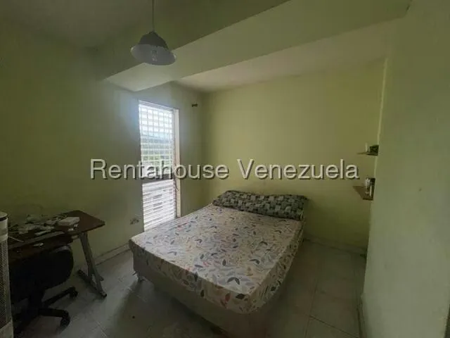 Apartamento (Duplex) en Venta en Santa Monica, Distrito Metropolitano - 12