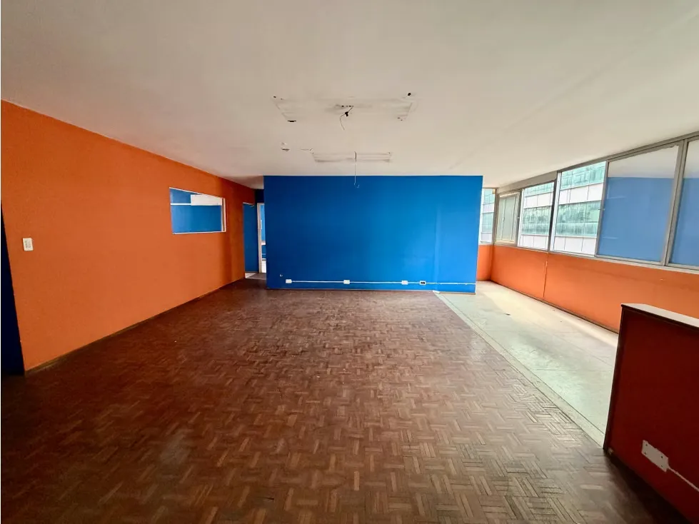 Vendo/alquilo oficina para remodelar 117m2 Torre Roraima 9383