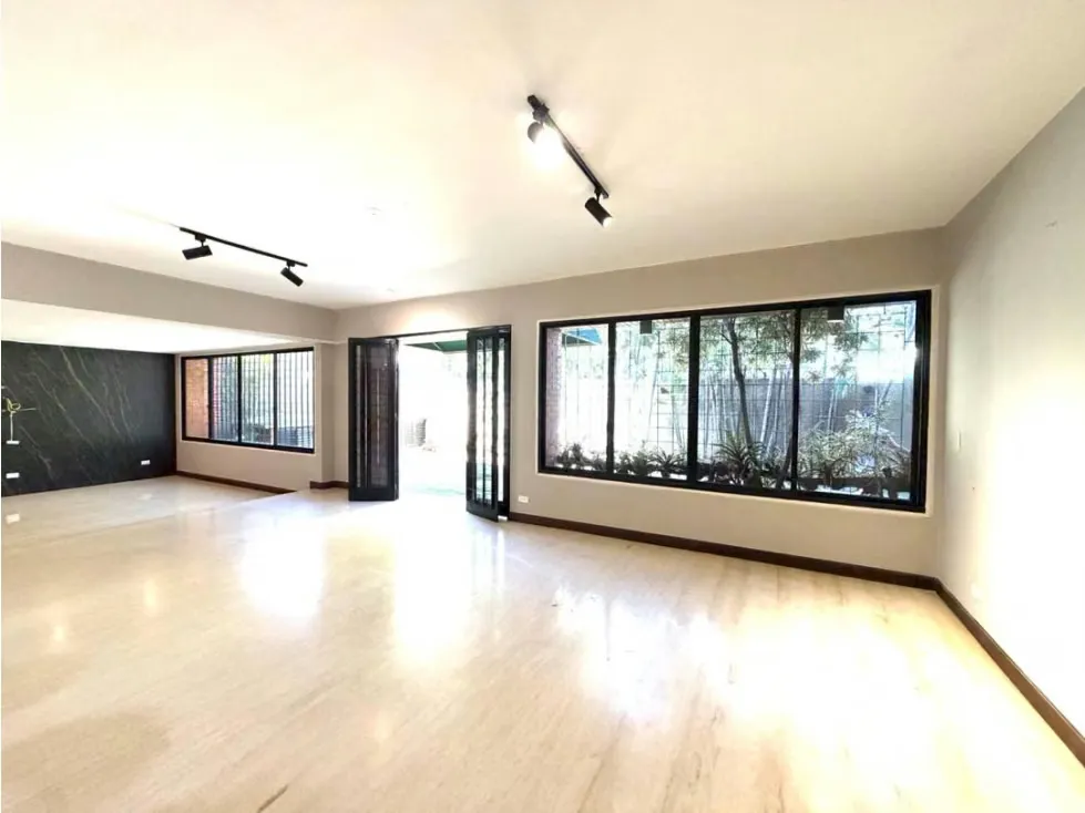 Se alquila PB 180m2 La Castellana 4281 - 4