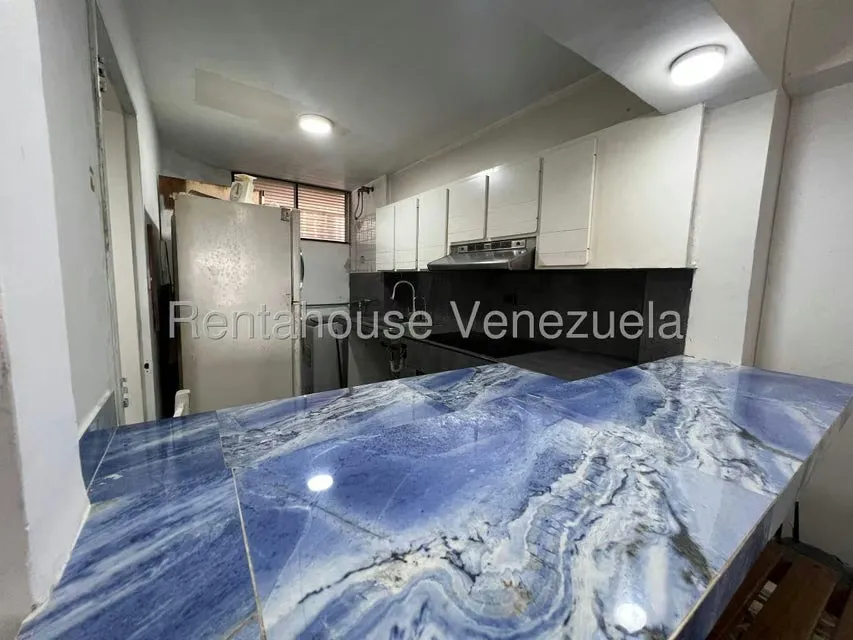 Apartamento (1 Nivel) en Venta en Parroquia La Candelaria, Distrito Metropolitano - 11