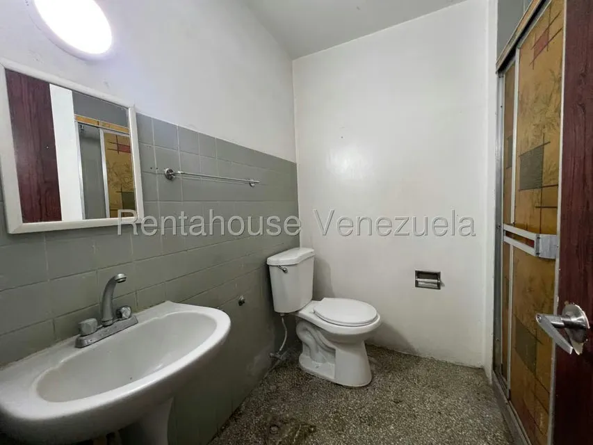 Apartamento (1 Nivel) en Venta en Parroquia La Candelaria, Distrito Metropolitano - 18