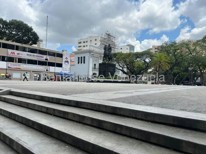 Apartamento (1 Nivel) en Venta en Parroquia La Candelaria, Distrito Metropolitano - 26