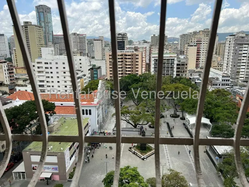 Apartamento (1 Nivel) en Venta en Parroquia La Candelaria, Distrito Metropolitano - 9