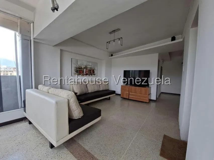Apartamento (Duplex) en Venta en Valle Abajo, Distrito Metropolitano - 11