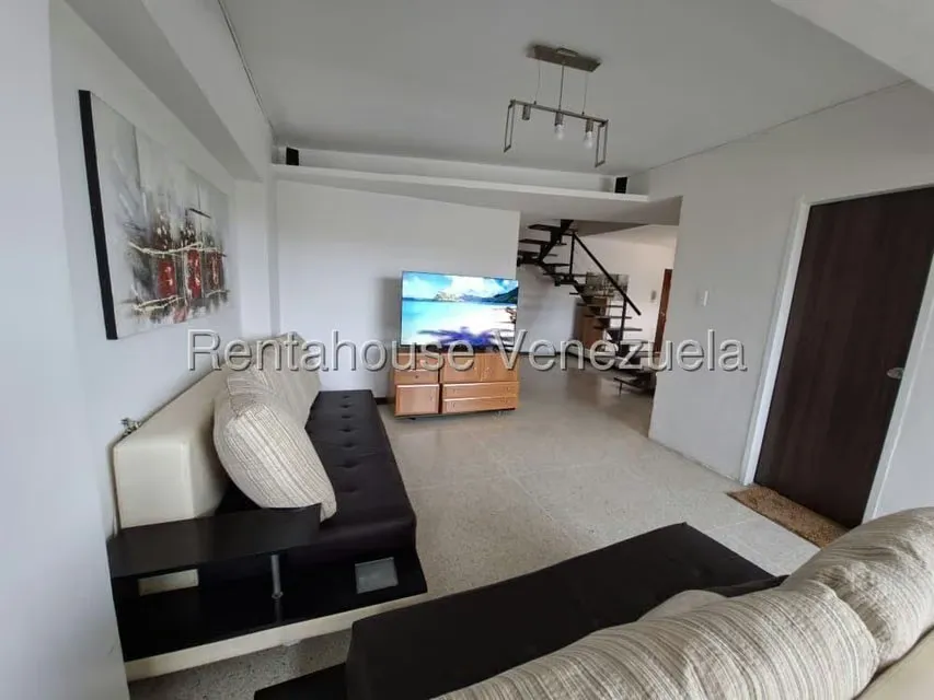 Apartamento (Duplex) en Venta en Valle Abajo, Distrito Metropolitano - 20