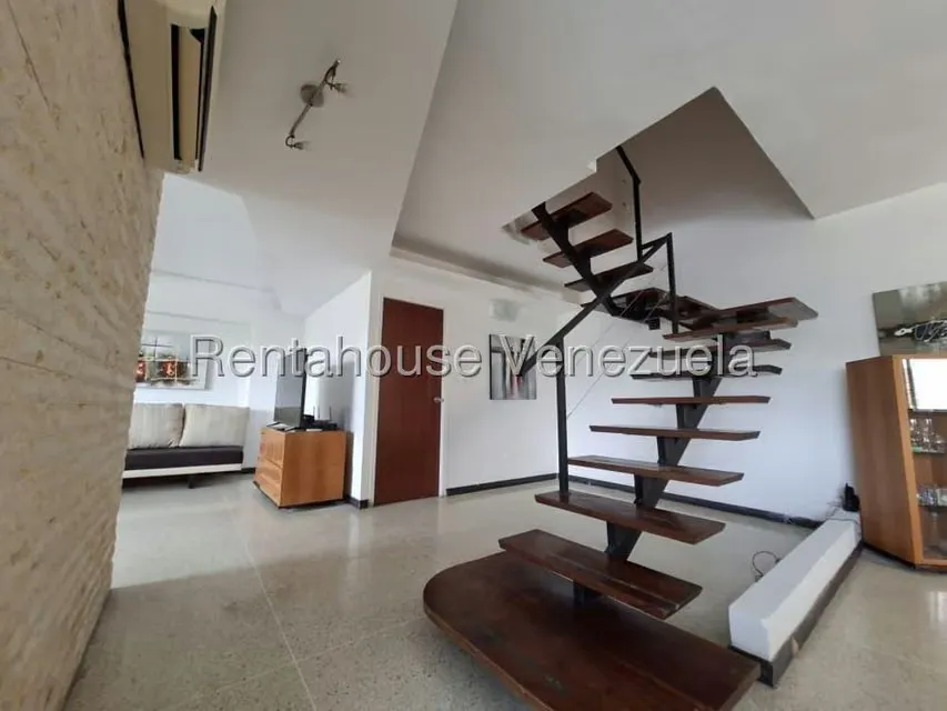 Apartamento (Duplex) en Venta en Valle Abajo, Distrito Metropolitano - 21