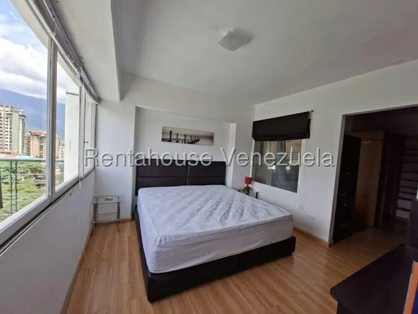 Apartamento (Duplex) en Venta en Valle Abajo, Distrito Metropolitano - 28