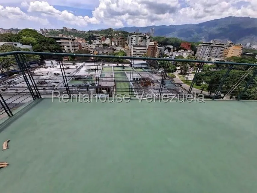 Apartamento (Duplex) en Venta en Valle Abajo, Distrito Metropolitano - 33