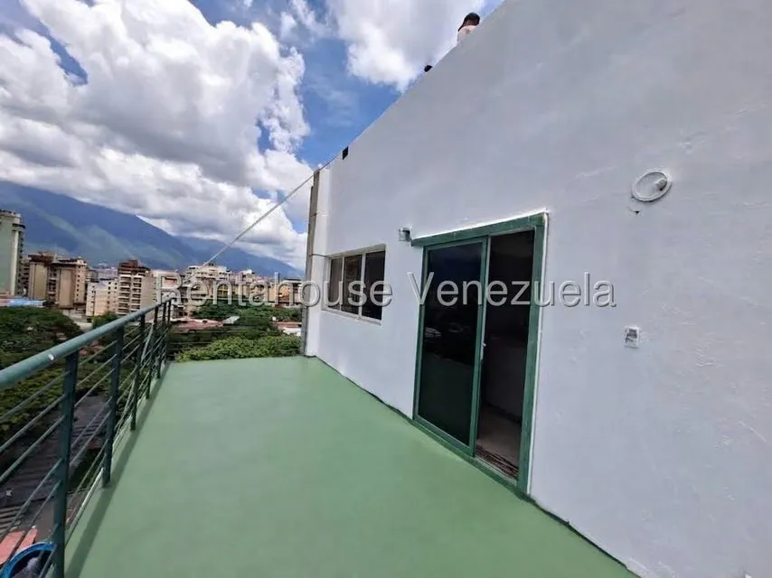 Apartamento (Duplex) en Venta en Valle Abajo, Distrito Metropolitano - 34